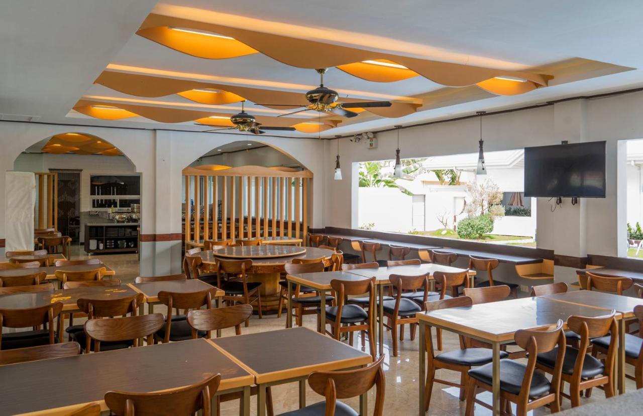 Adela Resort Panglao Extérieur photo