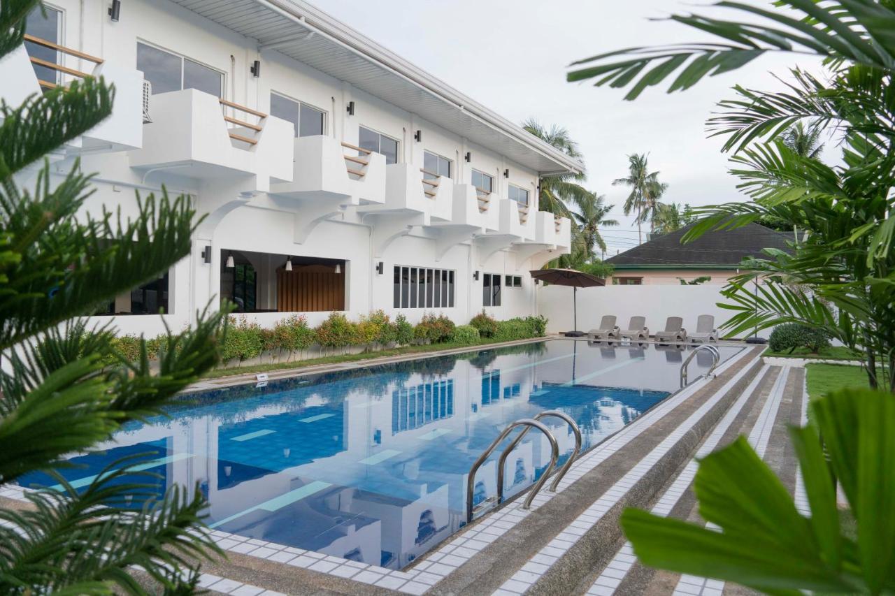 Adela Resort Panglao Extérieur photo