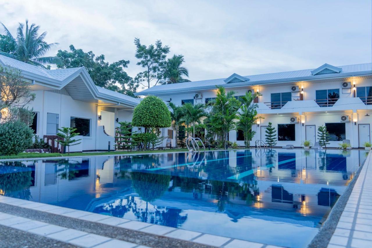Adela Resort Panglao Extérieur photo