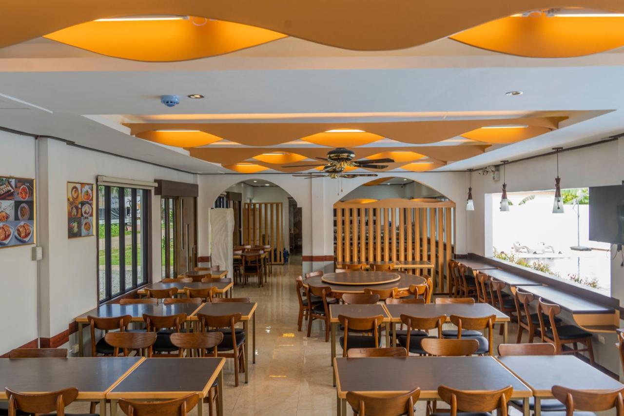 Adela Resort Panglao Extérieur photo
