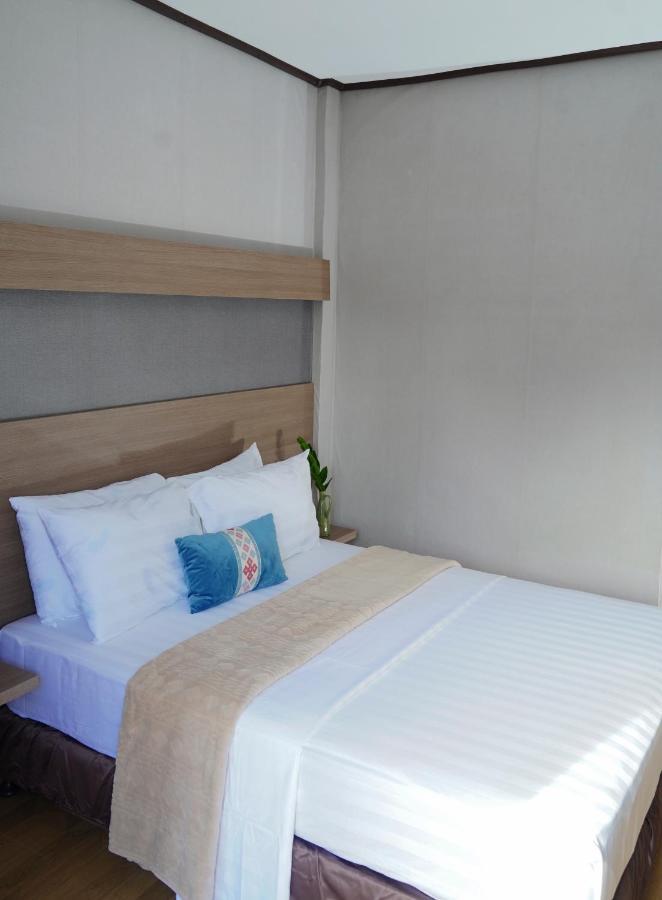 Adela Resort Panglao Extérieur photo